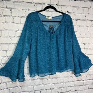 Hollister NWOT Teal Blue Floral Boho Cottagecore Sheer Blouse Bell Sleeve Size L